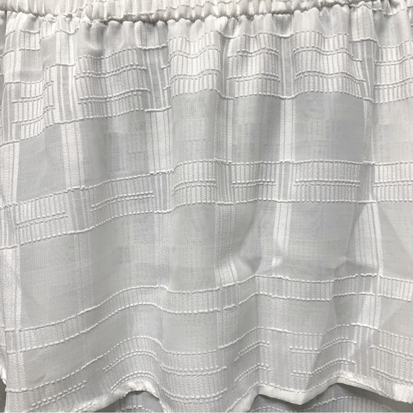 𝅺FINDERS OFF THE SHOULDER SPLIT SLEEVE CROPPED TOP - Picture 7 of 10